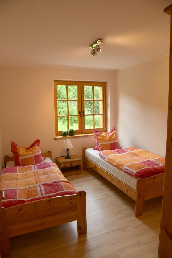 Haus Alpenrose Zum Vic Apartamento Wermelskirchen Exterior foto